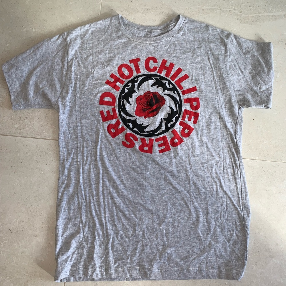 Red hot chili peppers band shirt